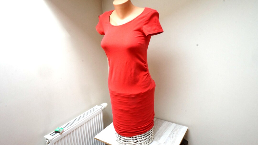 h&m red jersey dress H&M Divided Skater Dress Size 2 Womens Short Sleeve Jersey Knit A Line