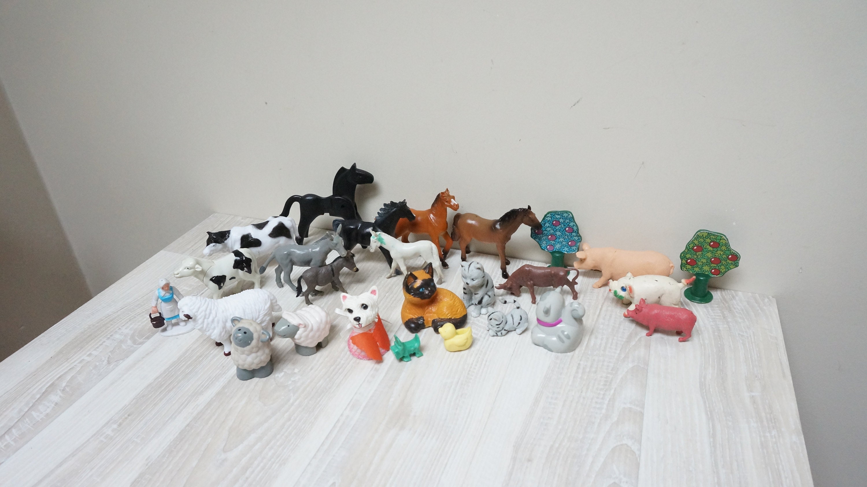 rubber animal figurines