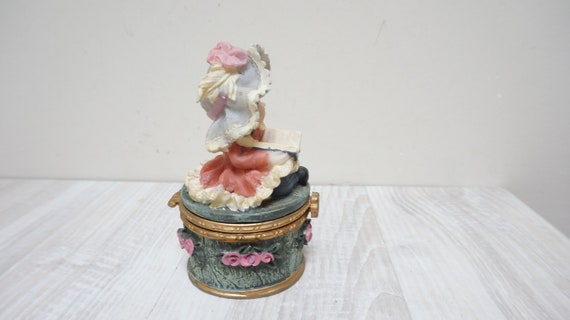Victorian girl shaped jewelry box, resin hinged t… - image 4