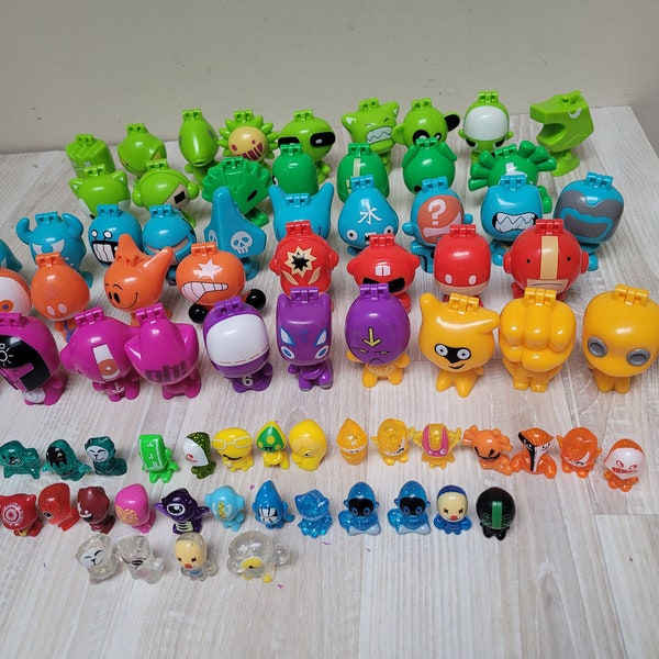 Choose Gogo's Crazy Bones Mega + Mini Metropolis figurine, jumbo big box monster plastic children small miniature Evolution Fusion Series 1