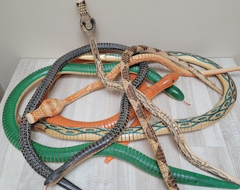 Choose articulated flexible wooden snake, jointed wobbling moving cobra Toy Kid Vintage Child boy girl children serpent viper adder asp