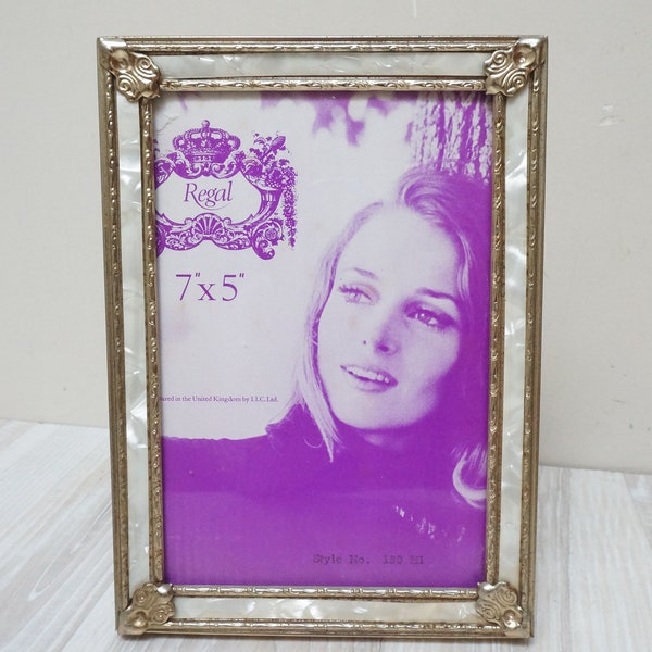 Cadre photo ancien Royaume-Uni en nacre, rectangle fleuri vintage pour photographie de table, laiton doré, bronze, photo antique suspendue