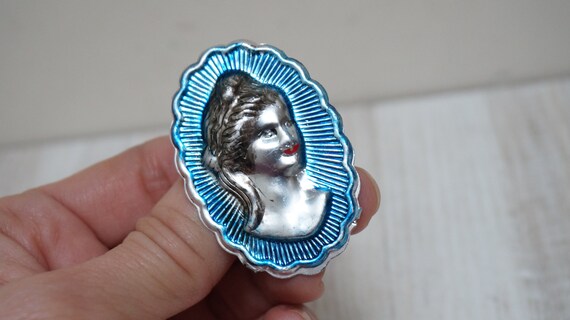 Broche Ancienne En Métal Argenté Style Art Déco/Nouveau - Occasion, Avec Camée, Origine France