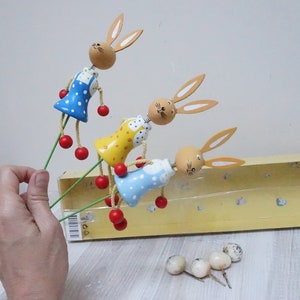3er Set Ostereier Set, Osterhase, Ostereiereinsatz, Steckdeko für den Blumentopf, Steckdeko Tierfigur, Osterdekoration
