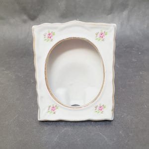 Rectangular oval cut view pastel floral porcelain ceramic photo frame, Takahashi style  rose old picture, tabletop mini round photography