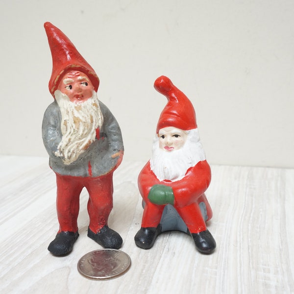 2 Père Noël composite et céramique suédois, composition de Noël statuette en argile de sciure de bois, gnome lutin elfe troll tomte figurine d'ornement fabriquée en Suède