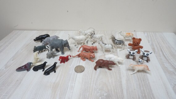 plastic animal figurines bulk