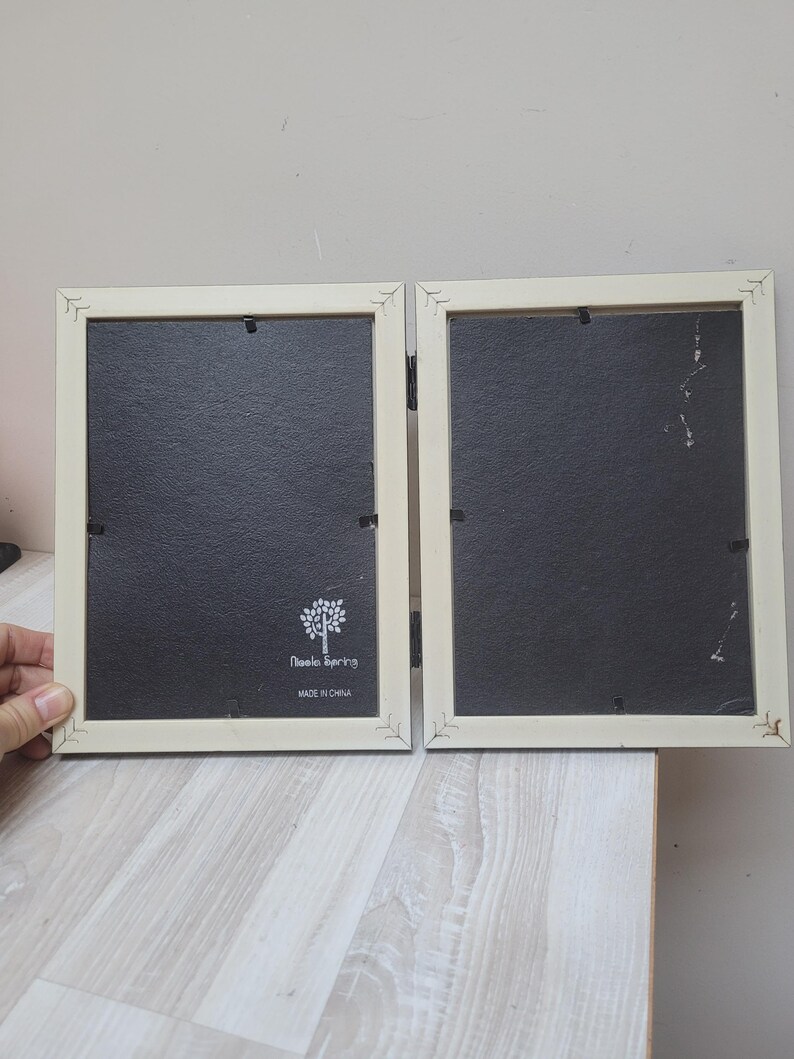Double Folding Photo Frames, Vintage Hinged Black Plastic Frame for 2 ...