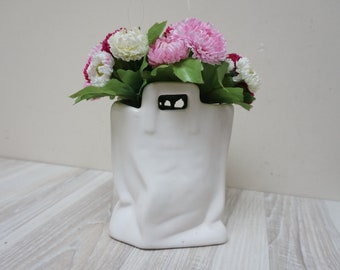 White paper bag shaped ceramic Tütenvase vase or pencil holder, modernist German glazed minimalist novelty crinkled sack made in Germany