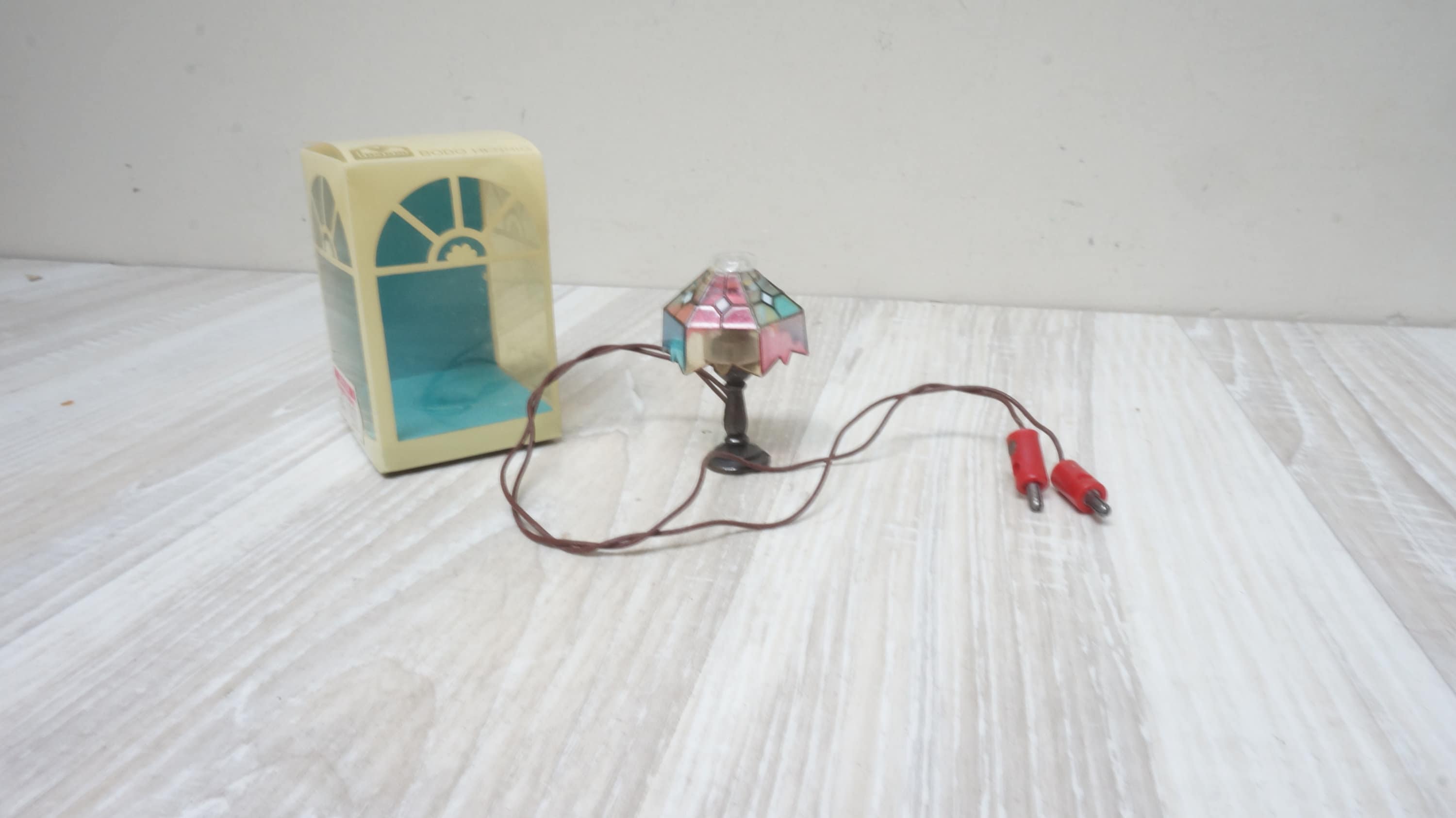 Bodo Hennig dollhouse miniature table lamp with faux stained glass shade, toy 1 inch 12 scale doll house accessory with electric power wire