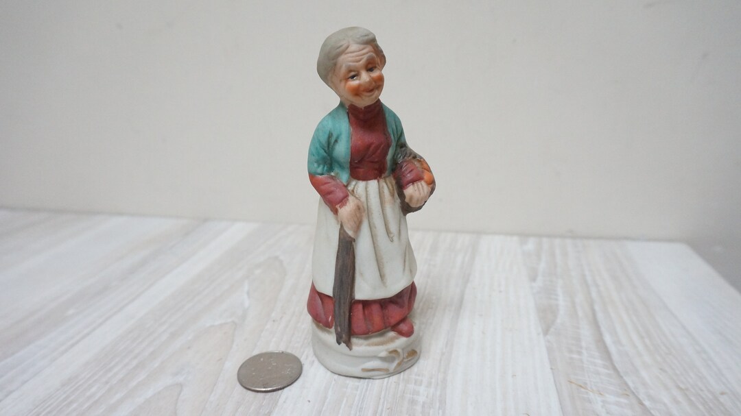 5/12.5 Cm Bisque Porcelain Old Lady Figurine Made in Taiwan Woman With
