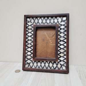 Cornice per foto antica con intarsi in madreperla, rettangolo antico in cartapesta per fotografia con specchio, foto geometrica orientale in legno