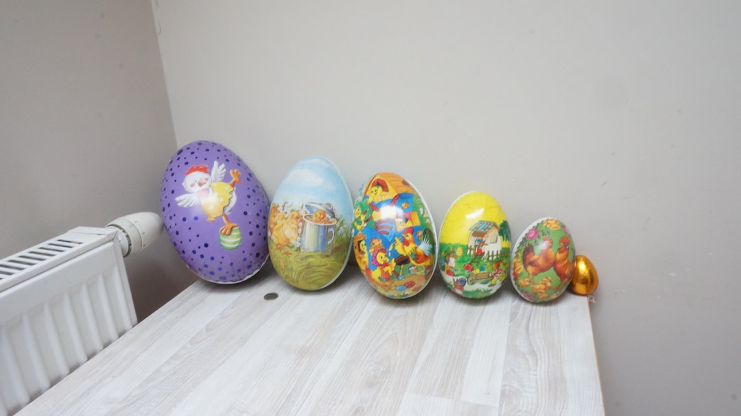 Set of 6 Big Nesting Easter Eggs 9/23 Cm Egg Shape Paper Mache German