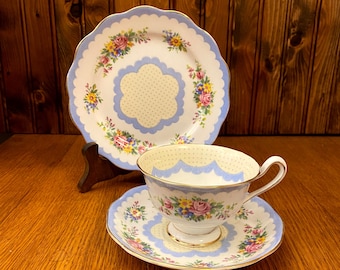 Royal Albert 4 piece set cup and saucer 2 plates Prudence (DEB) Royal Albert 4 piece set cup and saucer 2 plates Prudence (DEB)