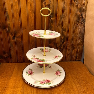 Amazon.com | Royal Albert Old Country Roses Cake Stand Three