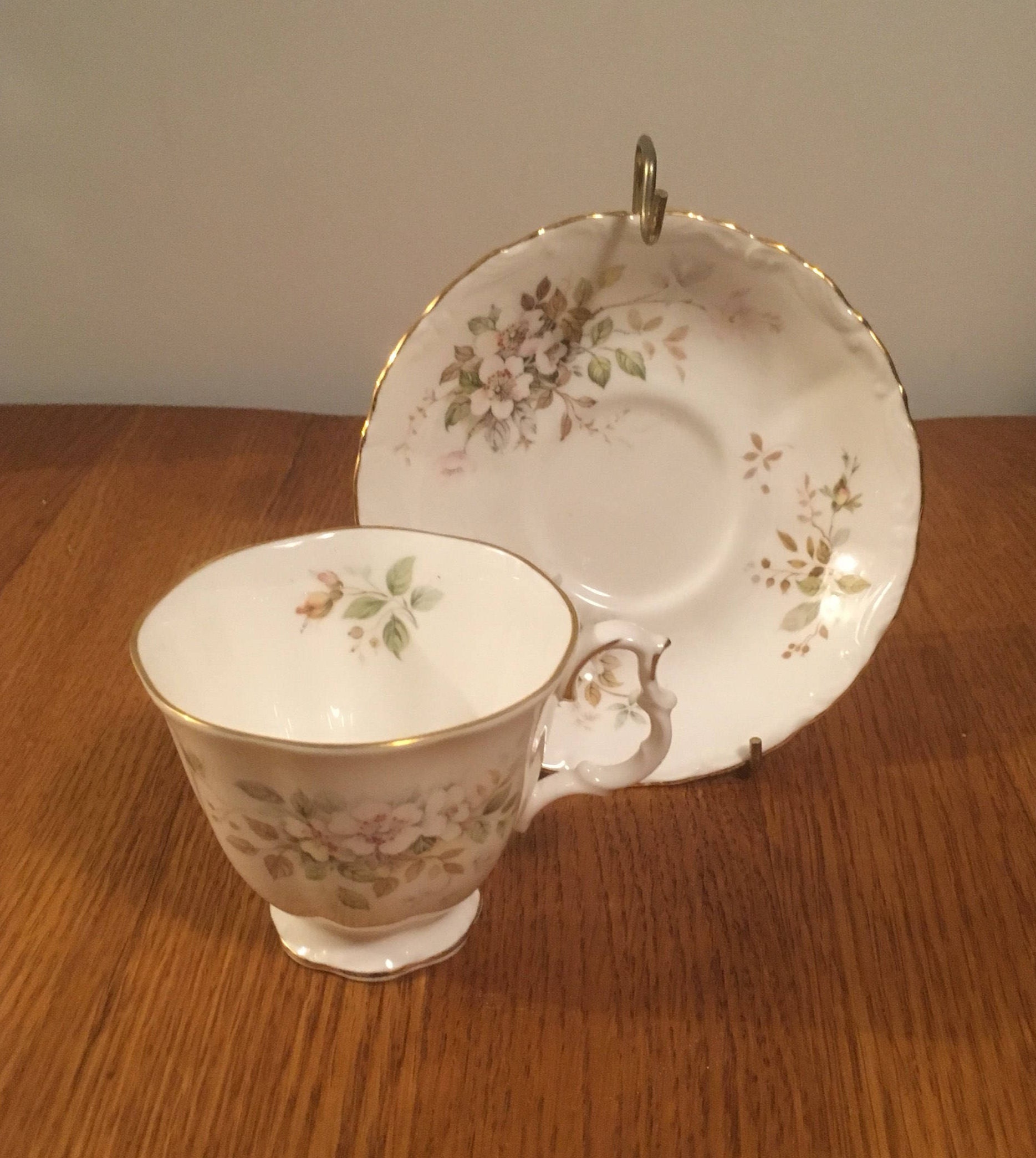 ロイヤルアルバート ハワース B&Bプレート ロイヤルアルバート ハワース B&Bプレート