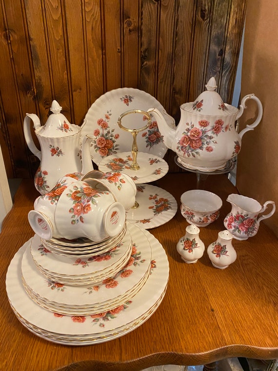 Royal albert centennial rose cheap