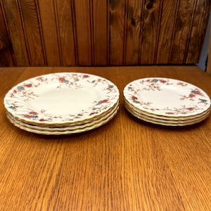 Minton Bone China, Ancestral Pattern, Hand Painted 4 Bread and Butter and 4 Salad Plates