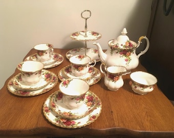 17 Piece Tea Set by Royal Albert Old Country Roses with Large Teapot