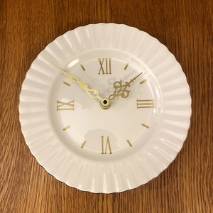 Royal Albert Val D'or Medium Wall Clock