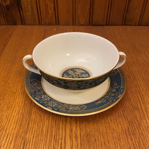 Royal Doulton Carlyle Miska na zupę kremową z uchwytem i spodem, H5018