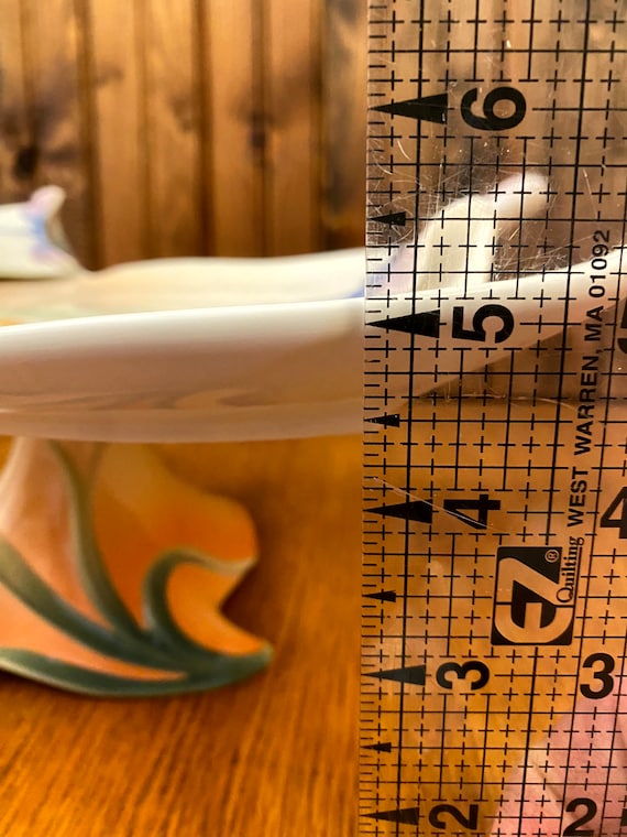 フランツコレクション 磁器製 トンボ模様 彫刻台座 ケーキプレート  