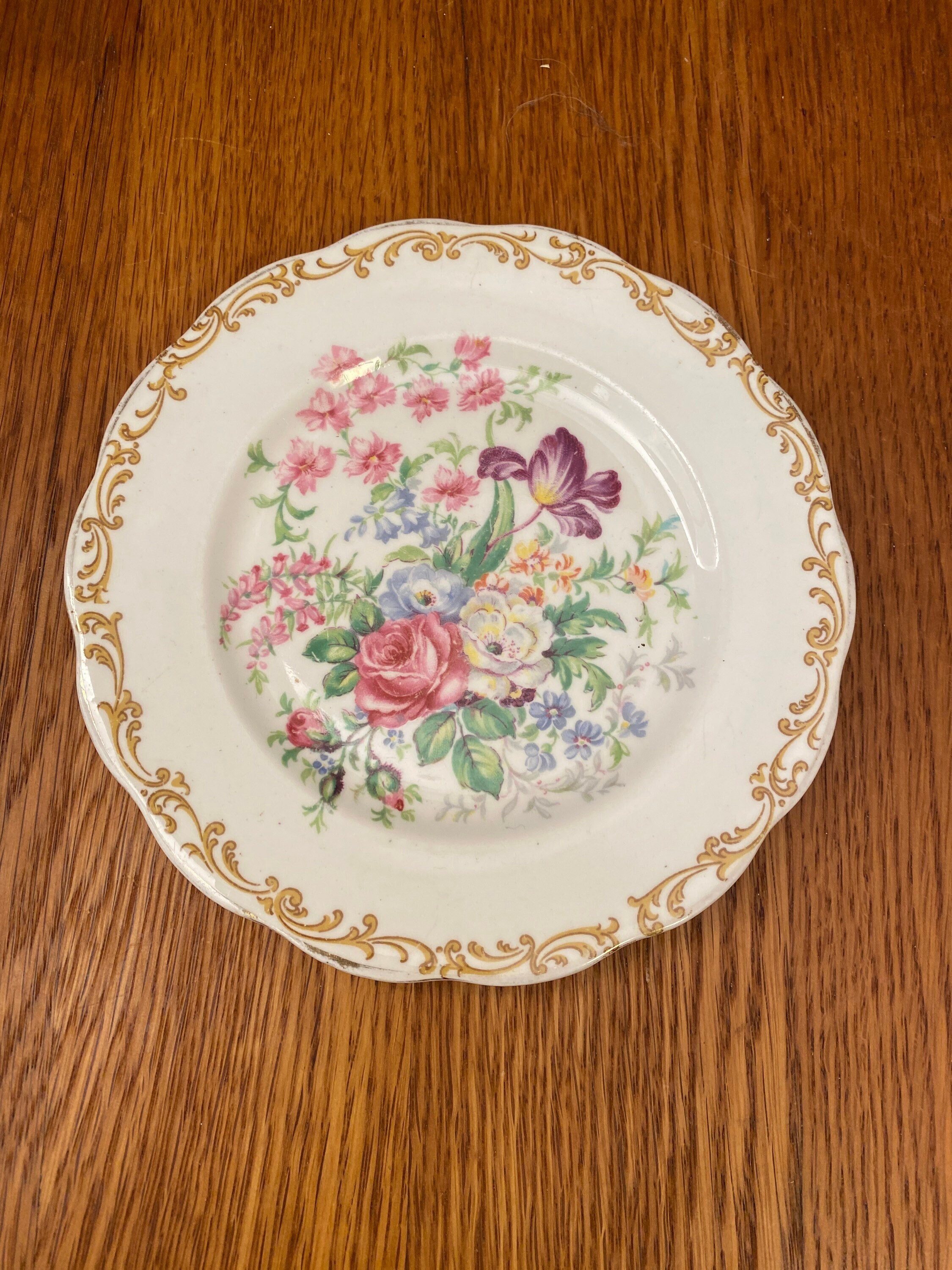 ナタリーレテ　BOUCHERIES Royal Albert Nosegay Bread and Butter Plate Reg No 839142 - Etsy