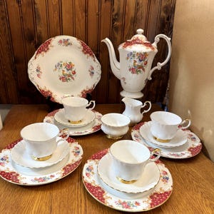 Paragon Fine Bone China Tea Set: Rockingham Floral, Val D&#39;or Teacups