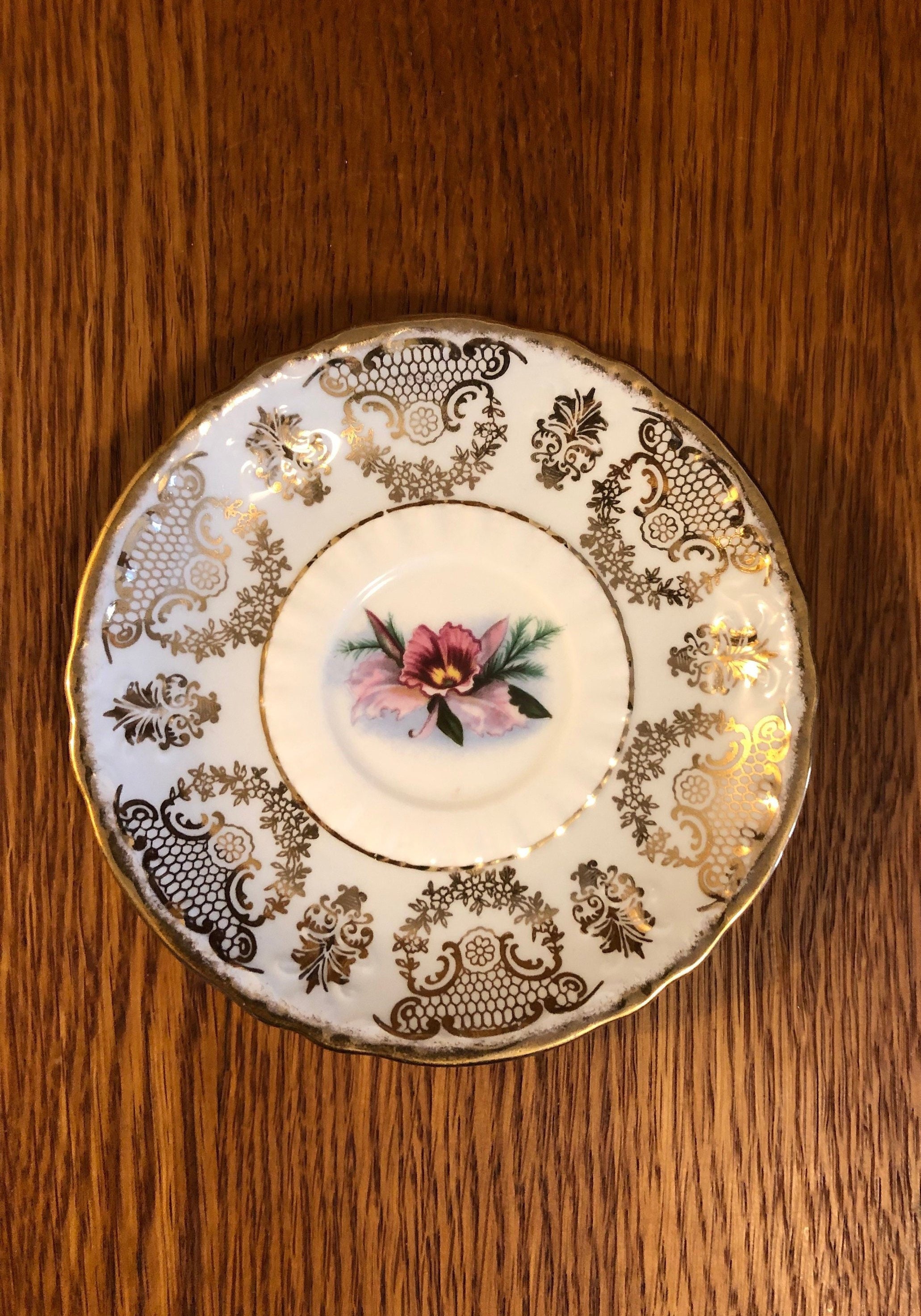 Paragon Baby Blue With Gold Swag Accents With Pink Orchid Light