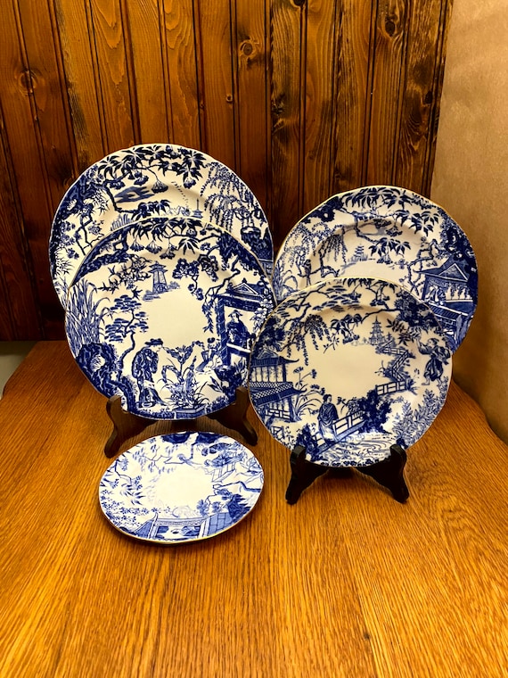 Vintage Royal Crown Derby Mikado Plates, Your Choice of Size