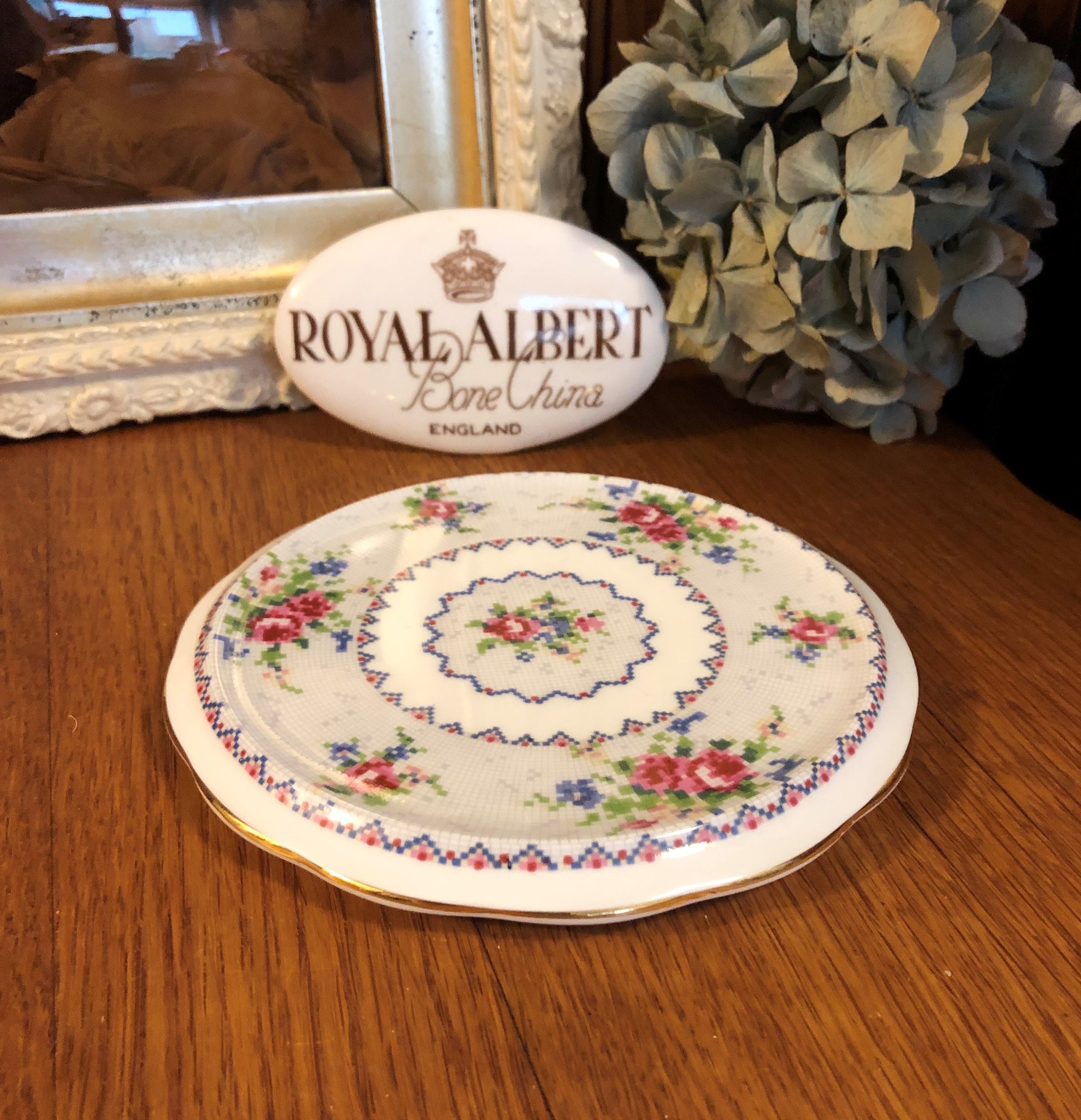 Royal Albert Petit Point Teapot Trivet Petite Point Tea Tile