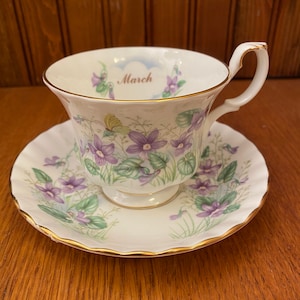 Royal Albert Wild Flower of the Month Series - Xícara de chá e pires de março, violeta, xícara vintage