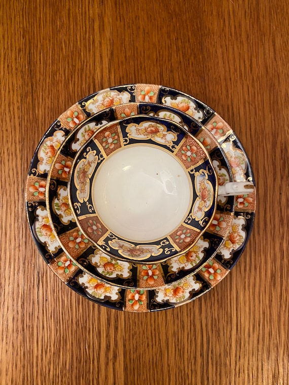 ロイヤル・アルバート クラウンチャイナ 伊万里スタイル ティーカップ