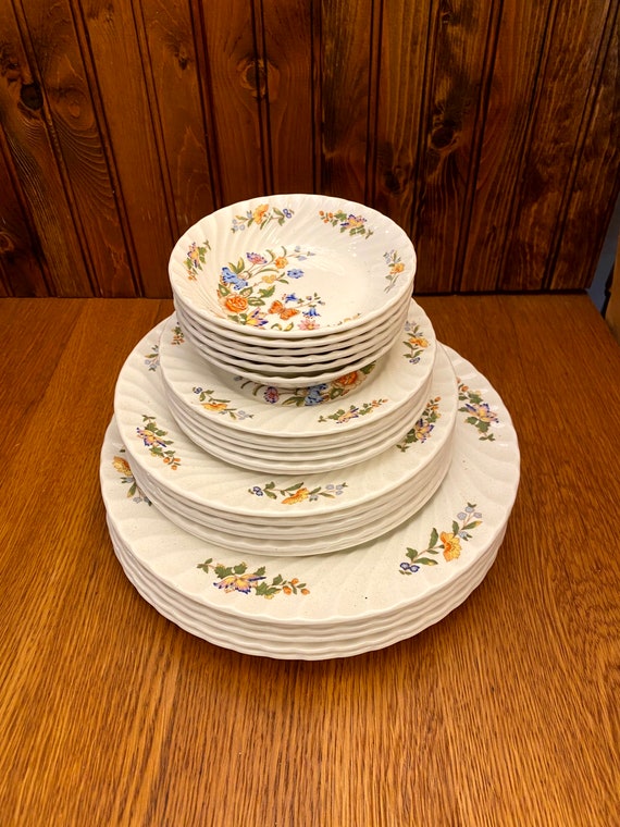 Aynsley Cottage Garden Dinnerware, Service for 6, Choose Aynsley Cottage Garden Dinnerware, Service for 6, Choose
