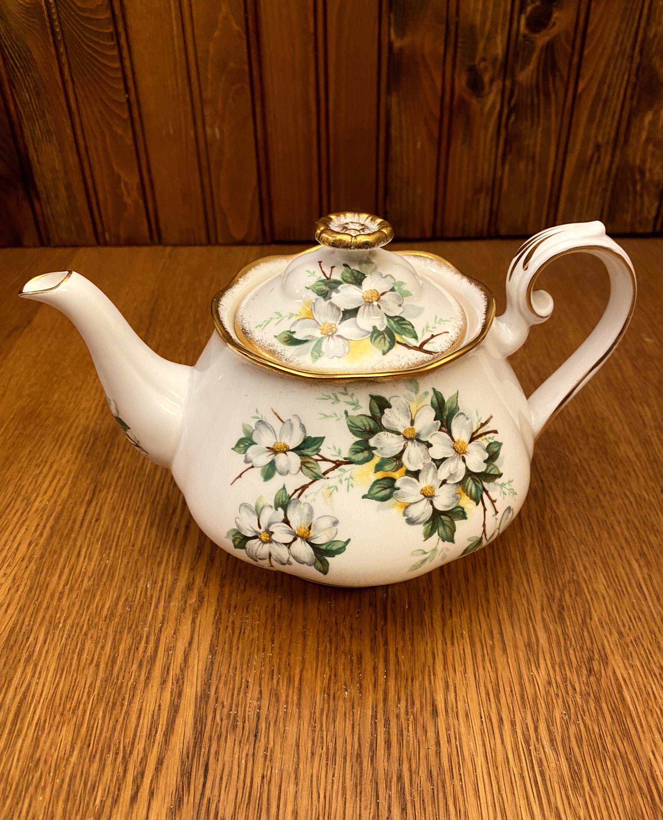 Royal Albert White Dogwood, Rare Small Teapot, 4 Teacup Teapot - Etsy