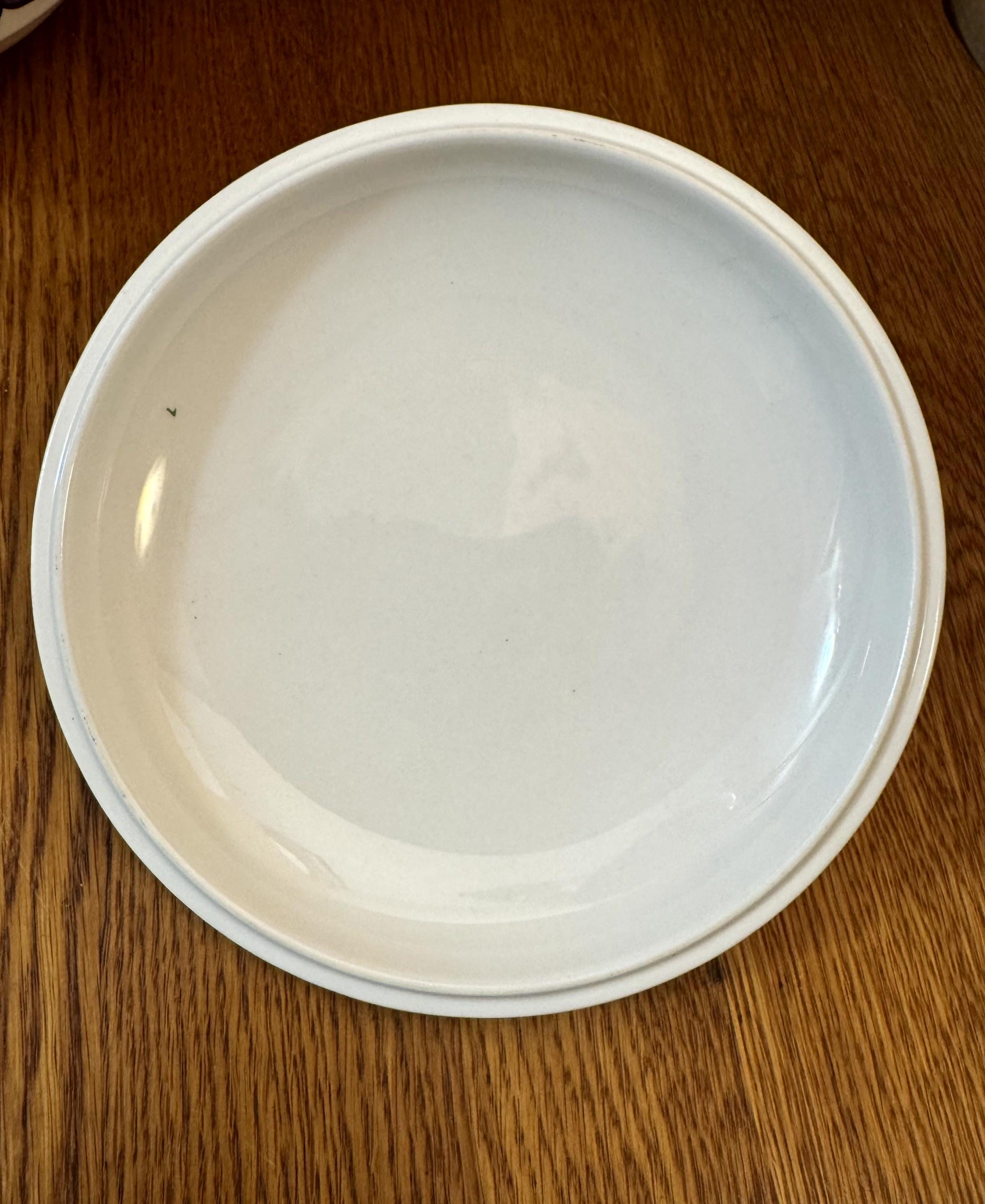 ウェッジウッドのスージー・クーパー、ブルーアネモネ、カバード