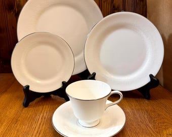 ウェッジウッド キャベンディッシュ クラシック ディナーウェアセット