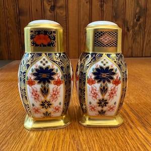Rare Royal Crown Derby, Solid Gold Band Old Imari, Salt and Pepper Set, Pattern 1128