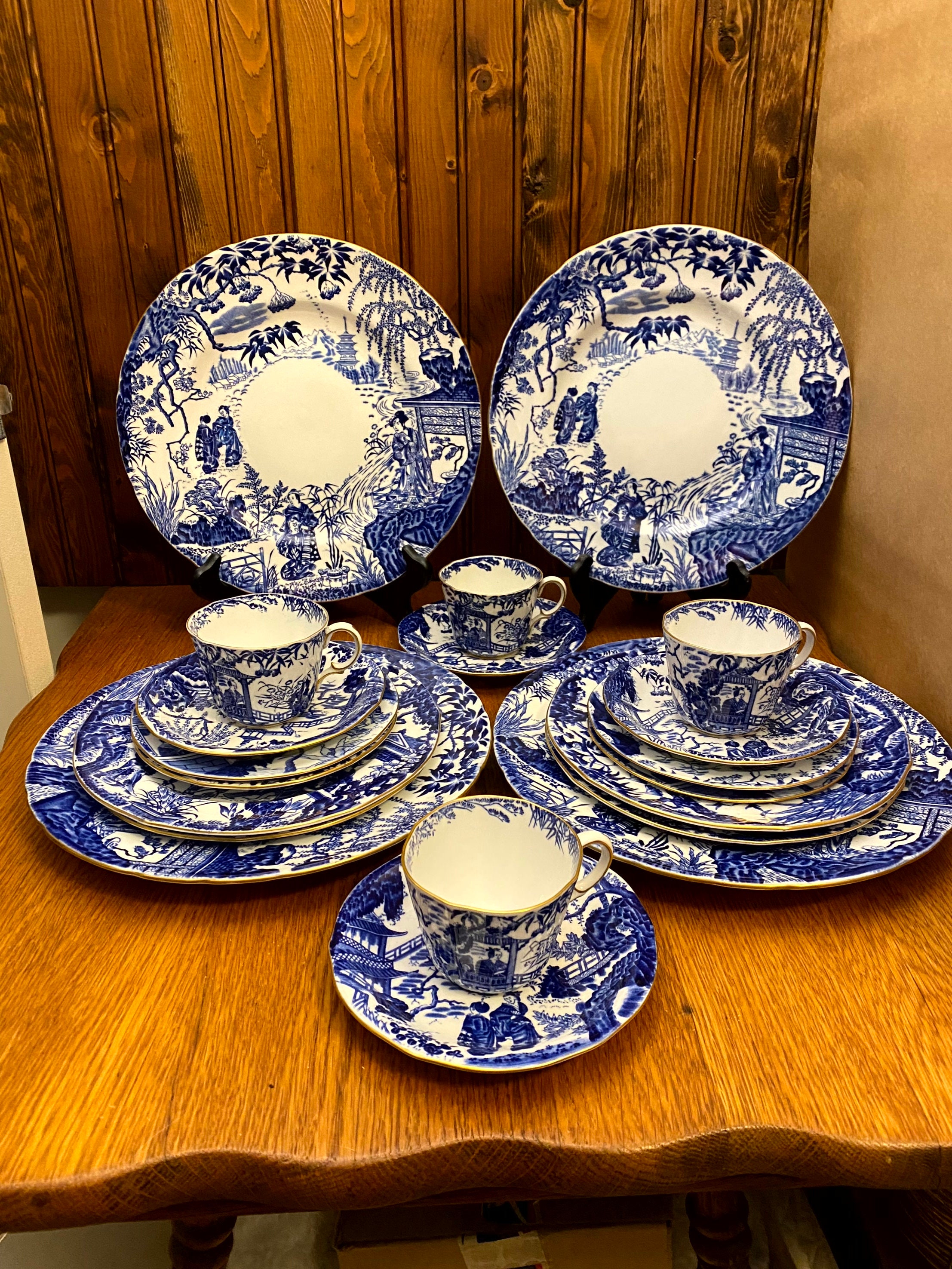 20 Piece Royal Crown Derby Mikado, Cobalt Blue, Blue Willow
