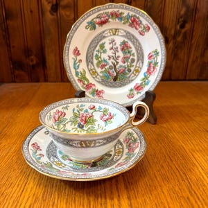 Vintage Aynsley Scalloped Edge Indian Tree Teacup and Saucer and Bread and Butter Plate, Trio Set