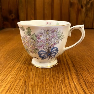 Royal Albert Flower of the Month Series, numero 5, biancospino, tazza da tè sostitutiva, tazza orfana dipinta a mano