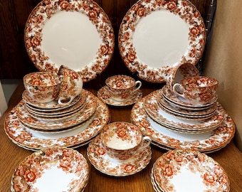 RARE! Vintage Figgjo Flint of Norway 36 Piece Coffee Set, 22K Gold