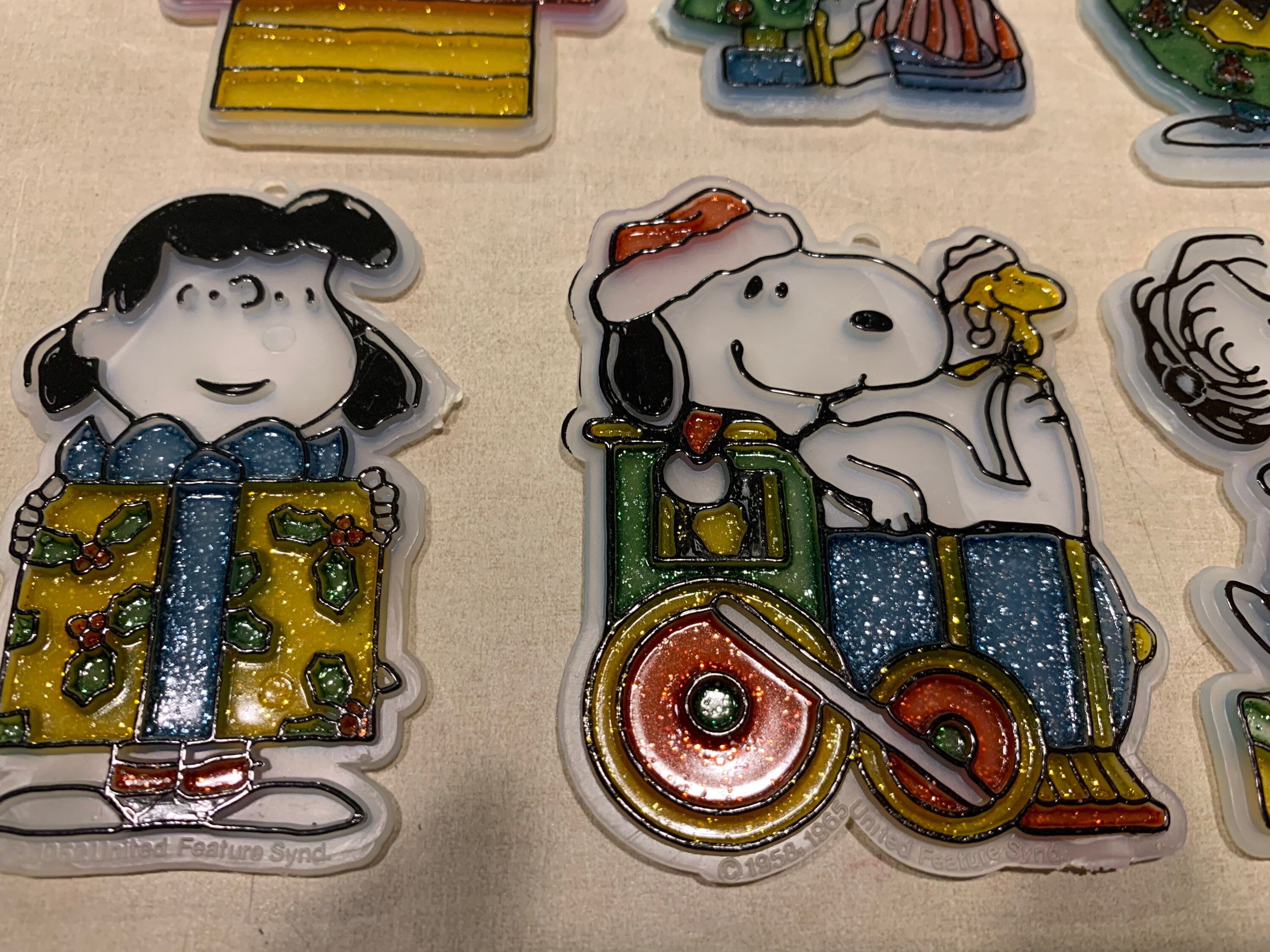 Vintage Peanuts plastic glitter Christmas tree ornaments | Etsy