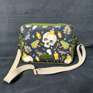Umhängetasche, Apothekertasche, große Schultertasche, Hexentasche, Kameratasche, Schultertasche, gruselige Geldbörse, handgemachte Tasche, Skelett-Tasche