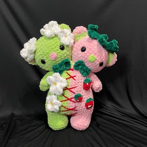 Jumbo Two Headed Plushie Strawberry Bear, Jumbo Crochet Doll, Two Head Crochet Plush, Custom Doll, Halloween Plush, Made to order Doll