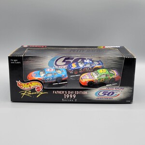 ホットウィール ナスカー PETTY RACING ファーザーズデイエディション Hot Wheels Nasker Petty Racing Father'S Day Edition | eBay