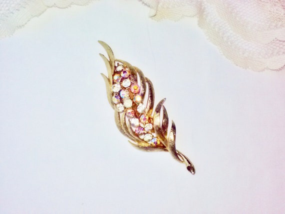 Gold AB Rhinestone Feather Brooch Vintage Pin Aur… - image 2