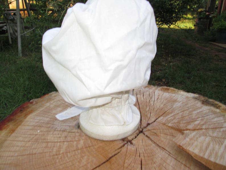 White Sunbonnet Adult Prairie Bonnet Hat White Cotton Cloth Lady Farm Garden Hat Adult Sz Vintage Handmade Kitchen Garden Church Hair Cover image 8