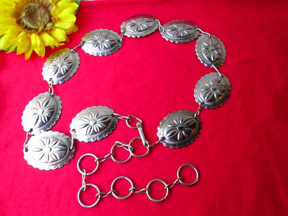 Vintage Heavyweight Silver Metal MOROCCAN Chain BELT O/S As-Is Vintage silver heavy chain belt – Holy Thrift main image 4