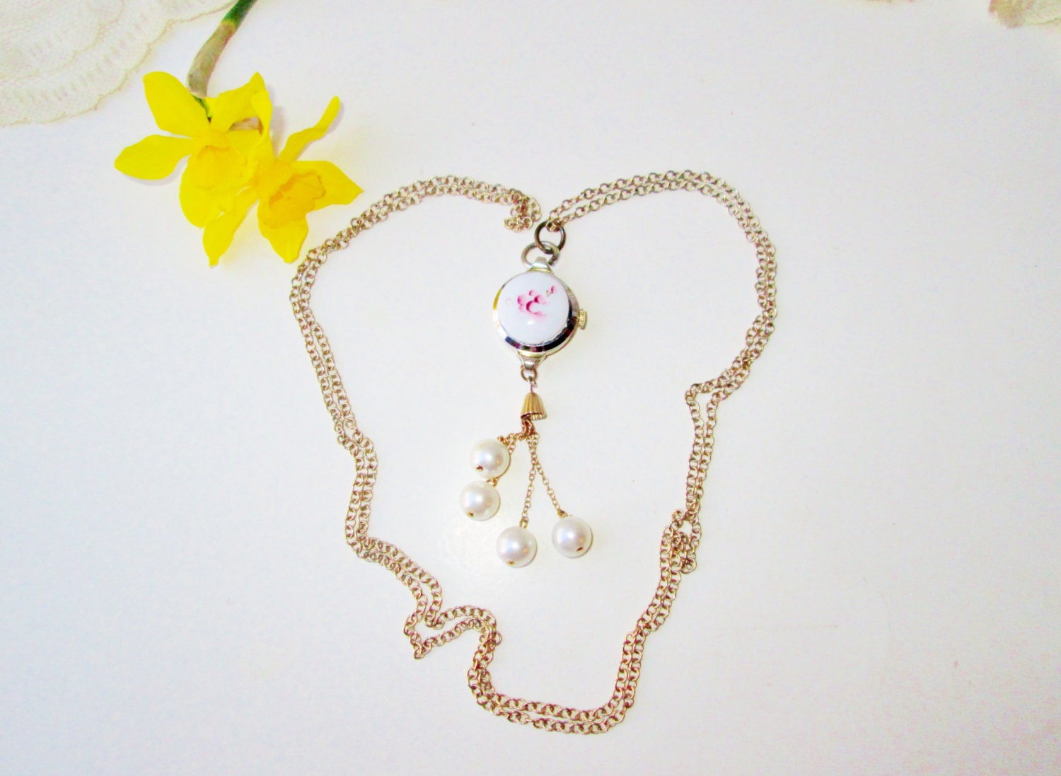 Vintage Woldman Pendant Necklace Watch Women 35mm Manual Wind CRACKED CRYSTAL VINTAGE KENNETH J LANE DETACHABLE PEARLS GOLD TONE WATCH main image 4